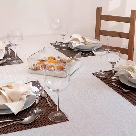 With Private Pool And Large Garden Nova Vas (Porec)