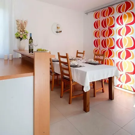 Apartman With Private Pool And Large Garden Nova Vas