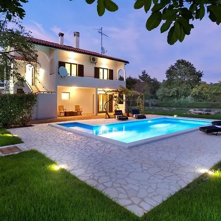 With Private Pool And Large Garden *